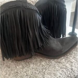 Durango Black Fringe Ankle Boots. Worn Once 8.5. Great for rodeo!